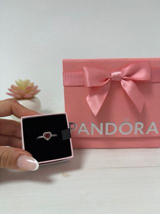 Anillo Pandora Corazón Rojo