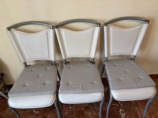 Conjunto de mesa extensible y 6 sillas comedor