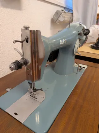 Máquina de coser Alfa Classic