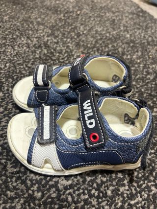 Todo por 50€ y 2 par mas que no están en la foto