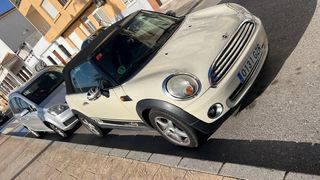MINI Cabrio 2010