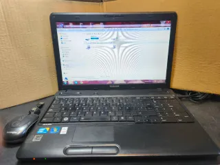 Portátil Toshiba Satellite C660 Negro