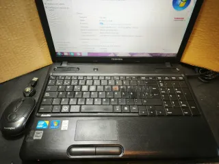 Portátil Toshiba Satellite C660 Negro