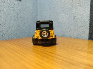 Land Rover Defender 1/32 Diecast