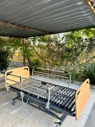 Cama articulada eléctrica ideal y funcional