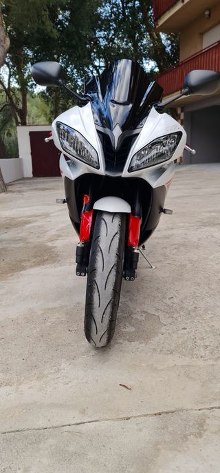 Yamaha YZF R6 R 2009. 49.415km.