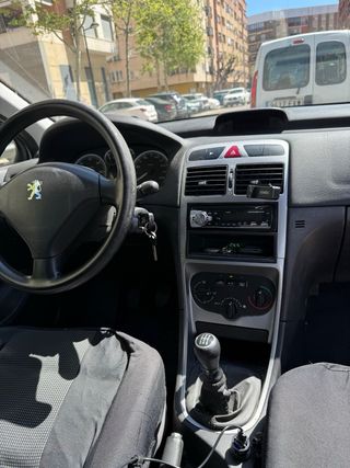 Peugeot 307 2003