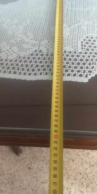 Mesa de comedor ovalada con tapa de cristal