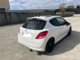Peugeot 207 RC 175