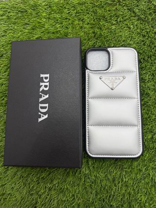 Funda Prada iPhone 14 / 15 Plus