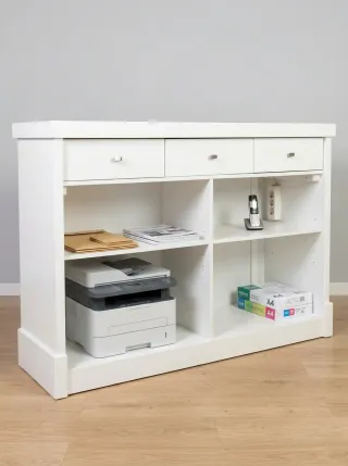 Mostrador lacado en blanco con cajones y baldas.