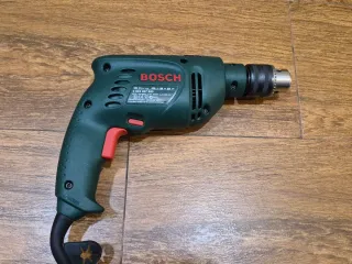 Taladro Bosch PSB 500 RE. Para arreglar o piezas