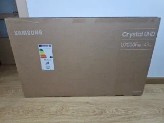 Tv 43 pulgadas, precintada se vende por no usar.