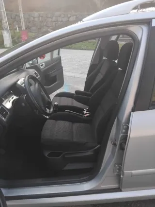 Peugeot 307 1.6hdi 110cv 7 plazas