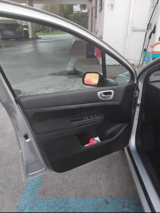 Peugeot 307 1.6hdi 110cv 7 plazas