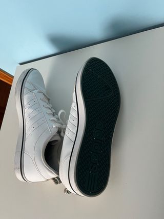 Zapatillas Adidas Blancas y Verdes Talla 42