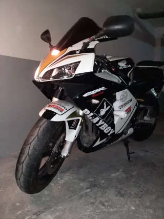 Honda cbr 600 rr