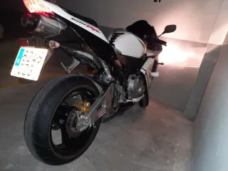 Honda cbr 600 rr