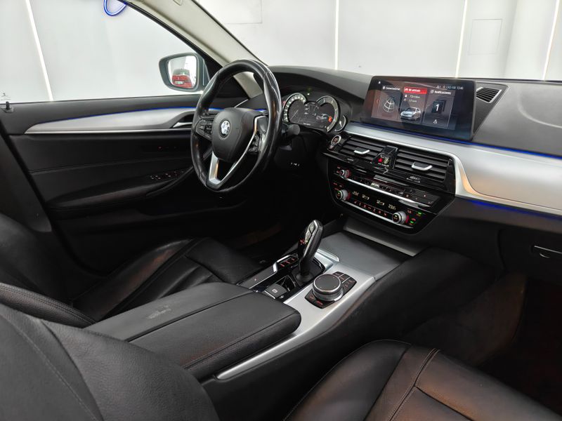 BMW Serie 5 2017, foto 2