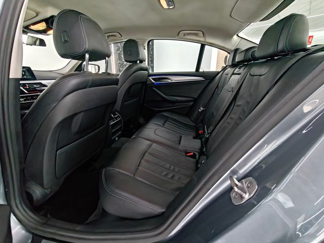 BMW Serie 5 G30 520d Nacional!