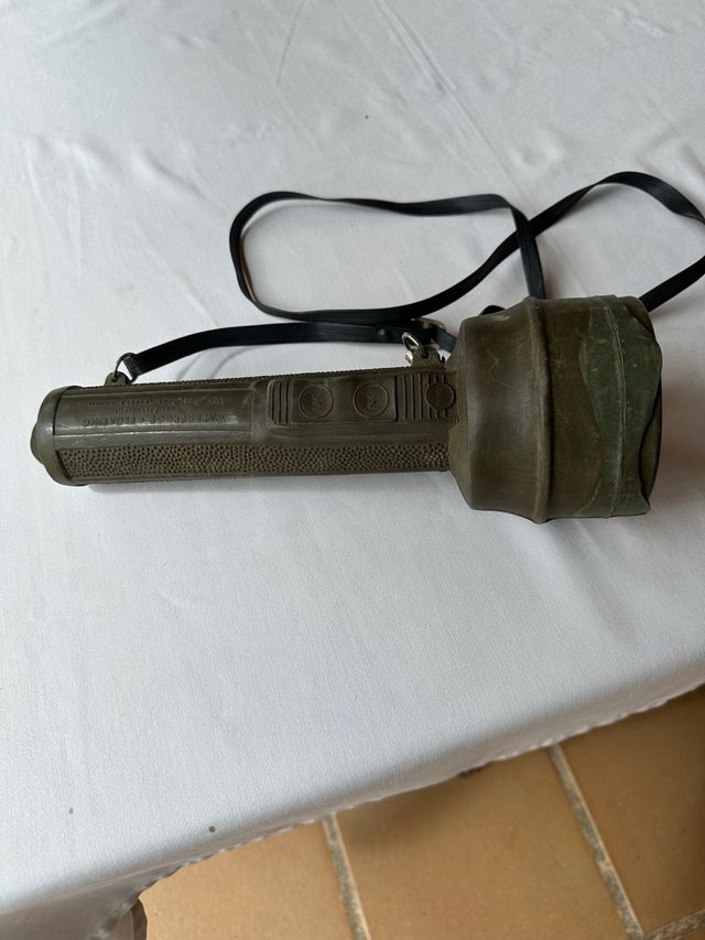 Linterna militar inglesa Waterproof ,