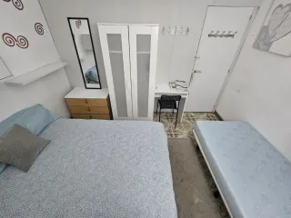 Alquilo desde mayo 2026 una Habitación matrimonial