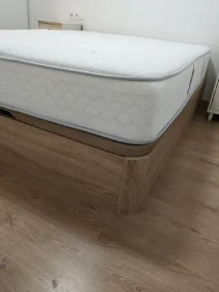 Canapé abatible + colchón 160x190cm + mesitas