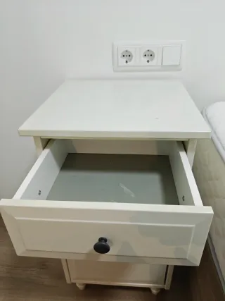 Canapé abatible + colchón 160x190cm + mesitas