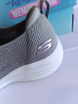 Zapatillas Skechers Slip On Talla 38