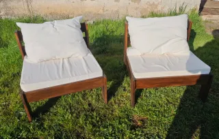 2 Sillones Rústicos Madera y Tapicería Blanca