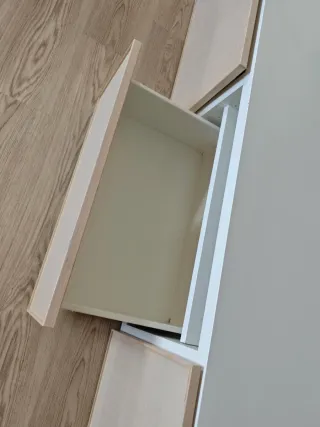 Mueble TV blanco y madera