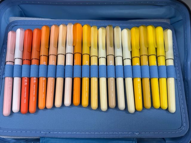 Estuche Croma azul con banda elástica