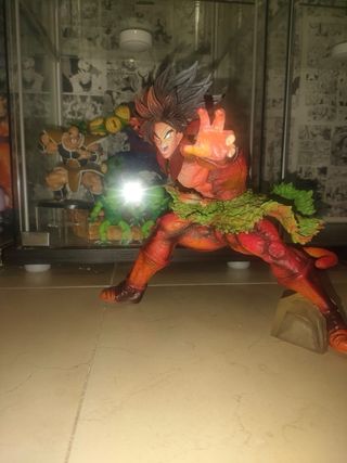 Figura Broly SSJ4
