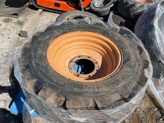 Ruedas para minis,excavadoras,toro y Manitou