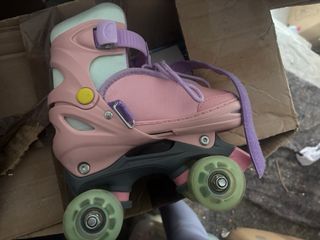 Patines 4 Ruedas Rosas y Morados