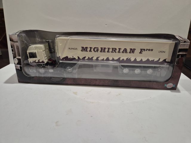 Camión Renault R 350 Turboleader 1/43