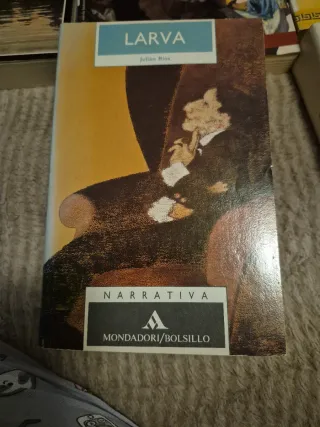Larva. JULIAN RIOS