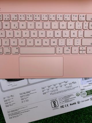 HOU Teclado  Trackpad para iPad Air 11+ Metapen A8