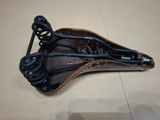 Sillín Brooks Flyer Marrón fabricado en england.