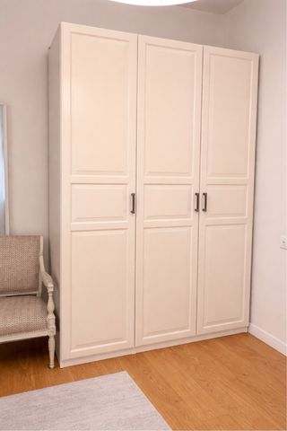 Armario Ikea beige madera