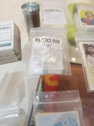 Super lote cromos de fútbol nuevos!! + De 400