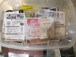 Super lote cromos de fútbol nuevos!! + De 400