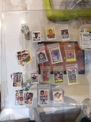 Super lote cromos de fútbol nuevos!! + De 400