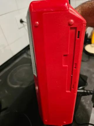 Radiocasete vintage Sony Rojo 4 Bandas