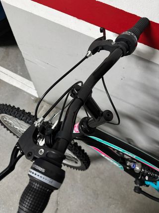 Bicicleta Neon A-Force Pro