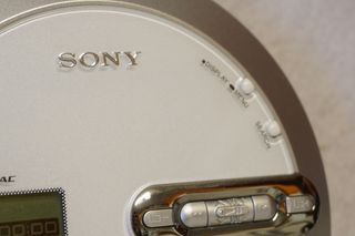 Reproductor CD MP3 Sony Walkman D-NE330