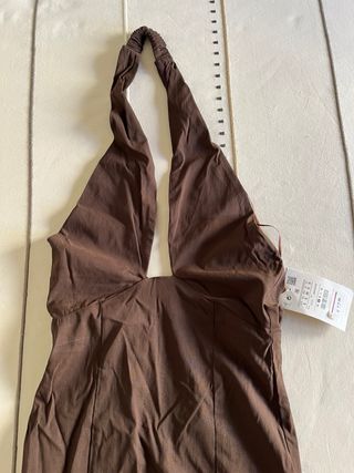 Vestido corto marrón de licra