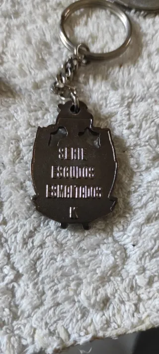 Cinco Llaveros Metálicos Colección son cinco