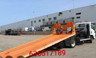 Servicio de grúa 636517189