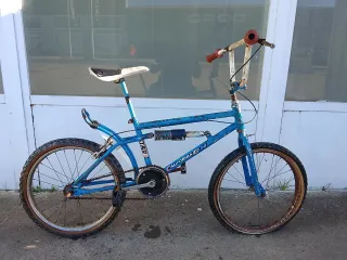 Bicicleta BMX California Star Azul
